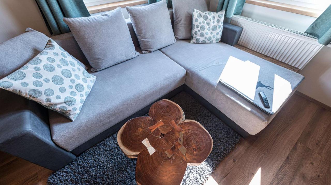 Ferienwohnung Grundlsee, Willkommen In Mami'S Ferienwohnung エクステリア 写真