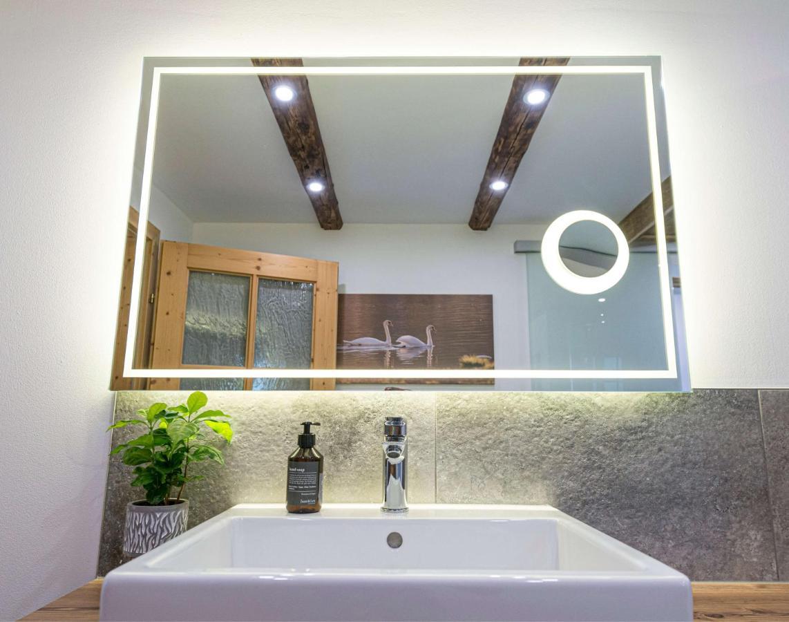 Ferienwohnung Grundlsee, Willkommen In Mami'S Ferienwohnung エクステリア 写真