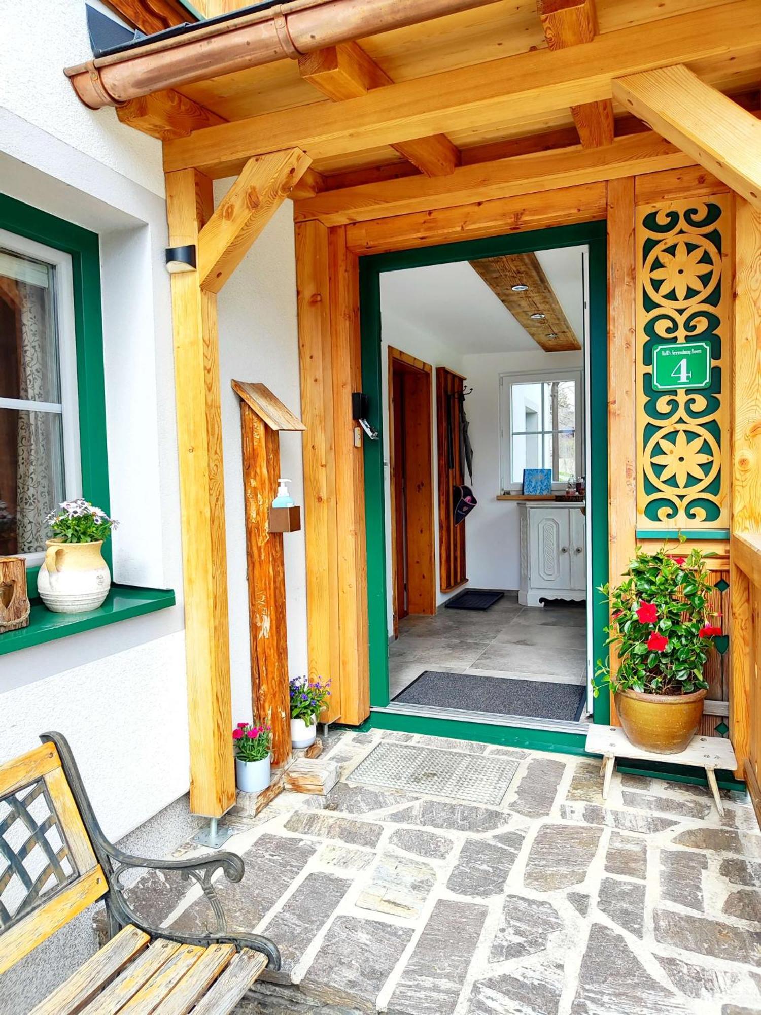 Ferienwohnung Grundlsee, Willkommen In Mami'S Ferienwohnung エクステリア 写真